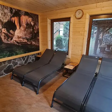 Апартаменты A Studia Miroslav *