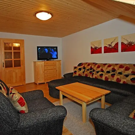 A Studia Miroslav Apartment *