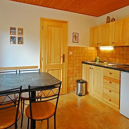 A štúdiá Miroslav Demanovska Dolina